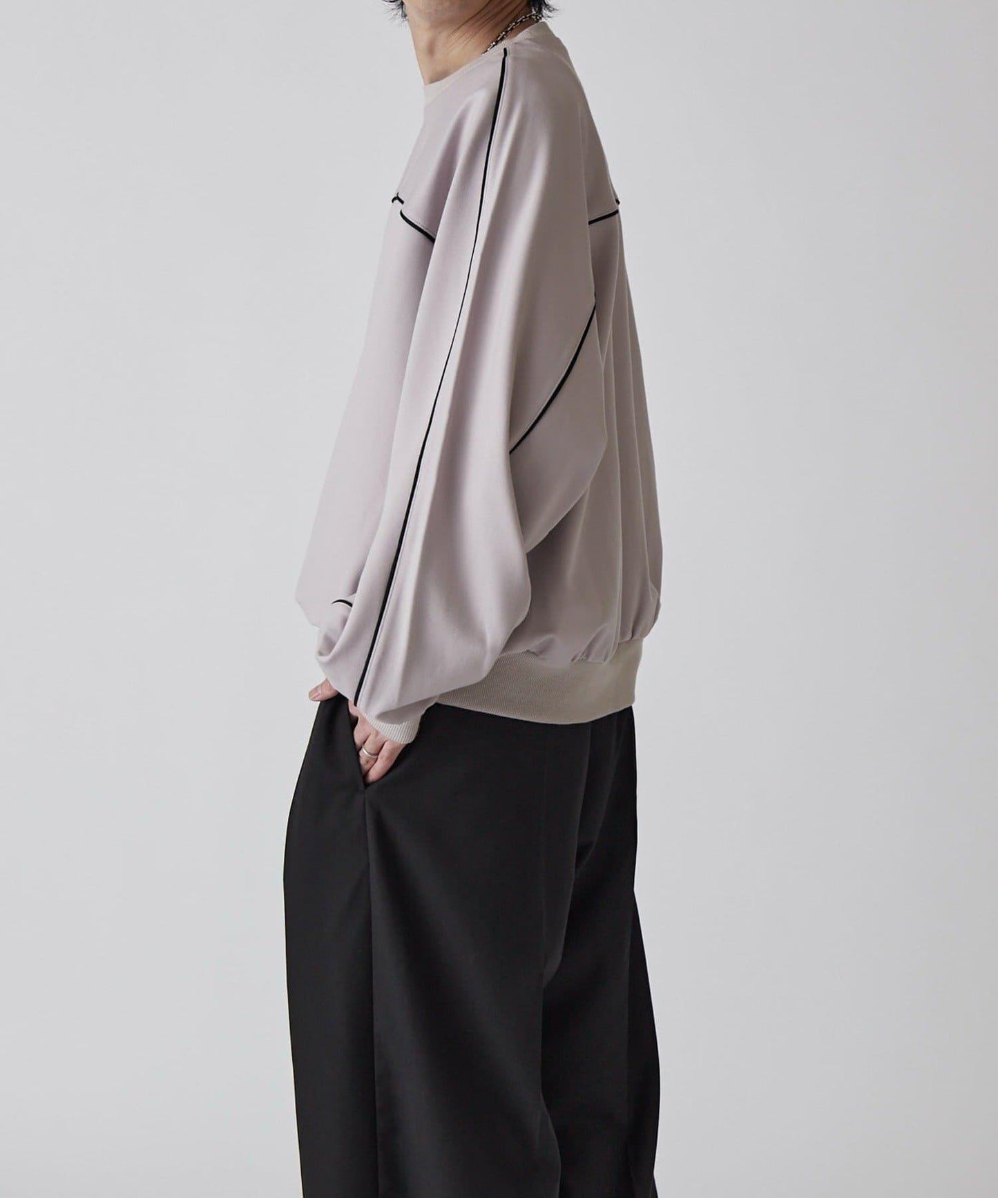 Neucon 拼色滾邊 氣球袖 Ponte針織 套頭衛衣