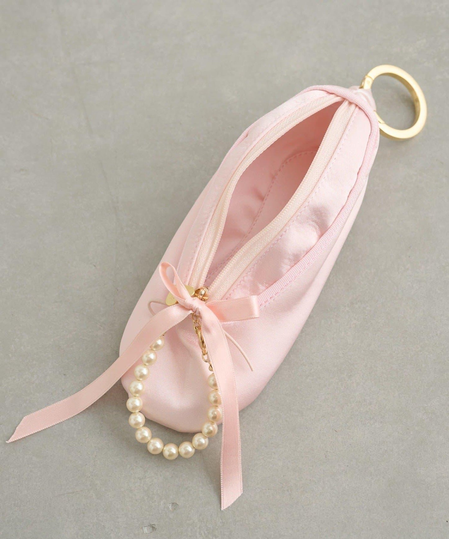 Lara 芭蕾造型包掛件