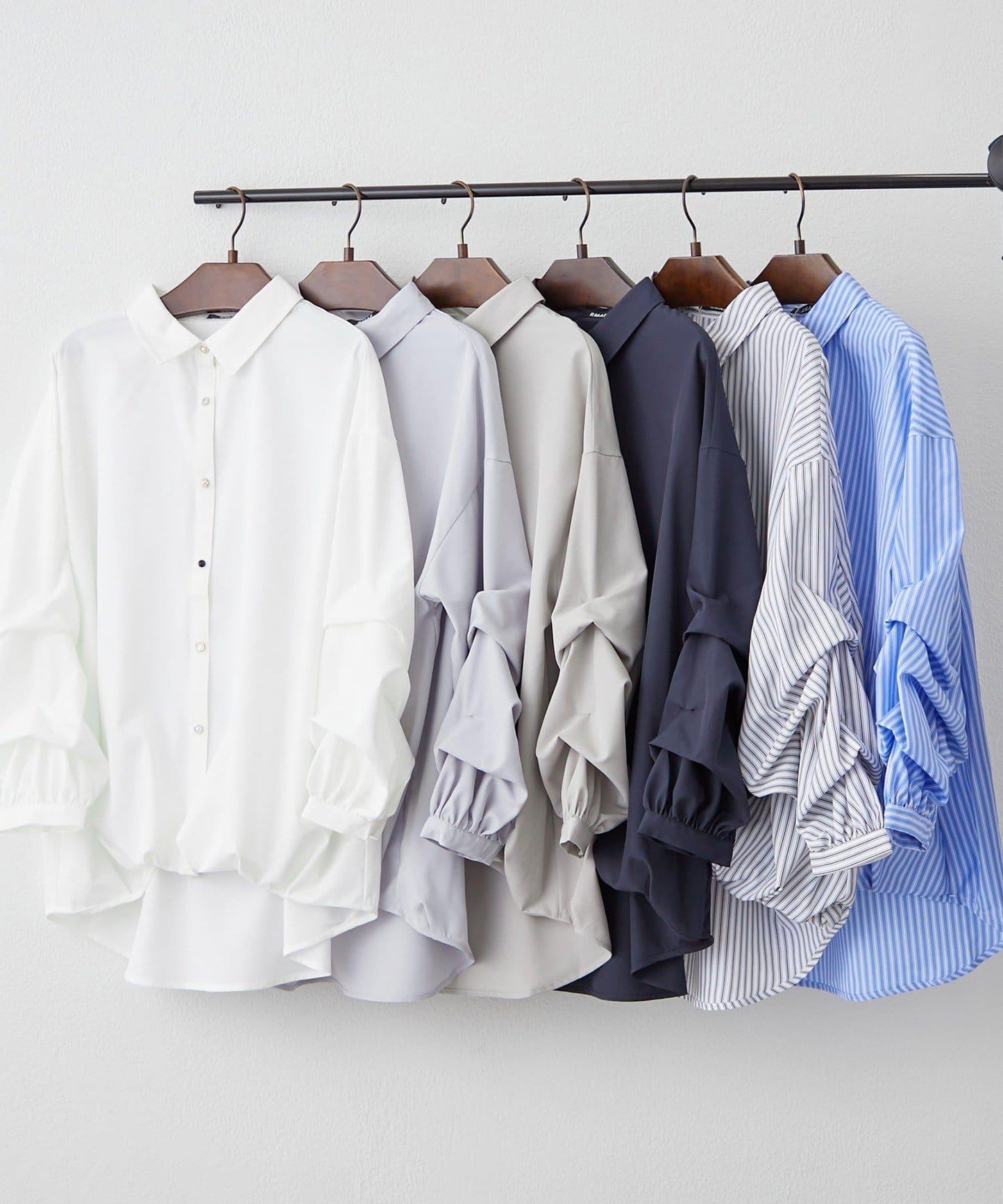 多款紐扣 層疊袖 竹筍褶 襯衫