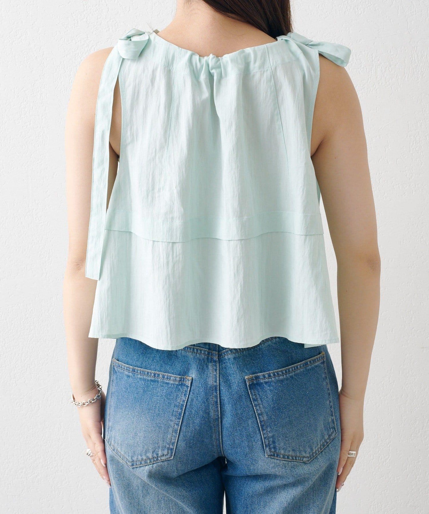2026SS目錄 蝴蝶結領無袖上衣