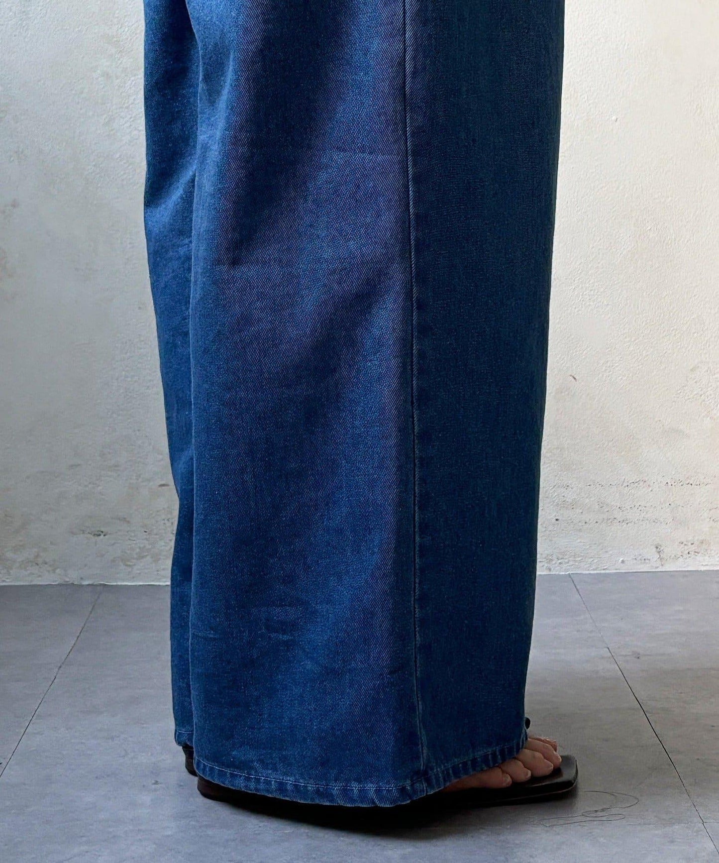 Influencer OKOCHI企劃 打褶牛仔休閒褲