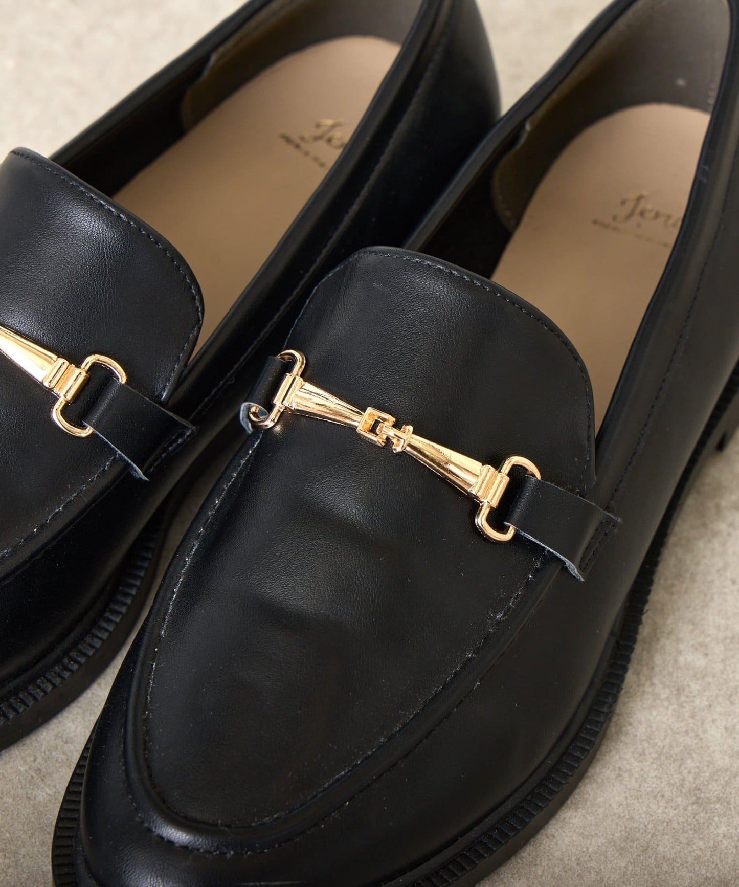 金屬飾釦樂福鞋