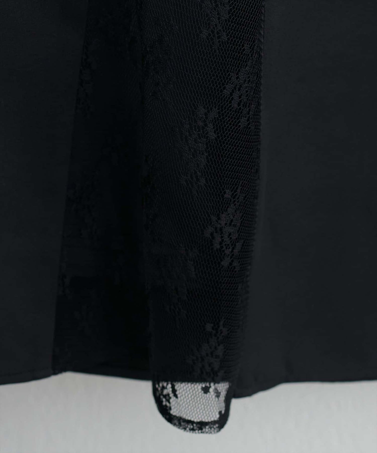 蕾絲拼接 傘擺 半身裙