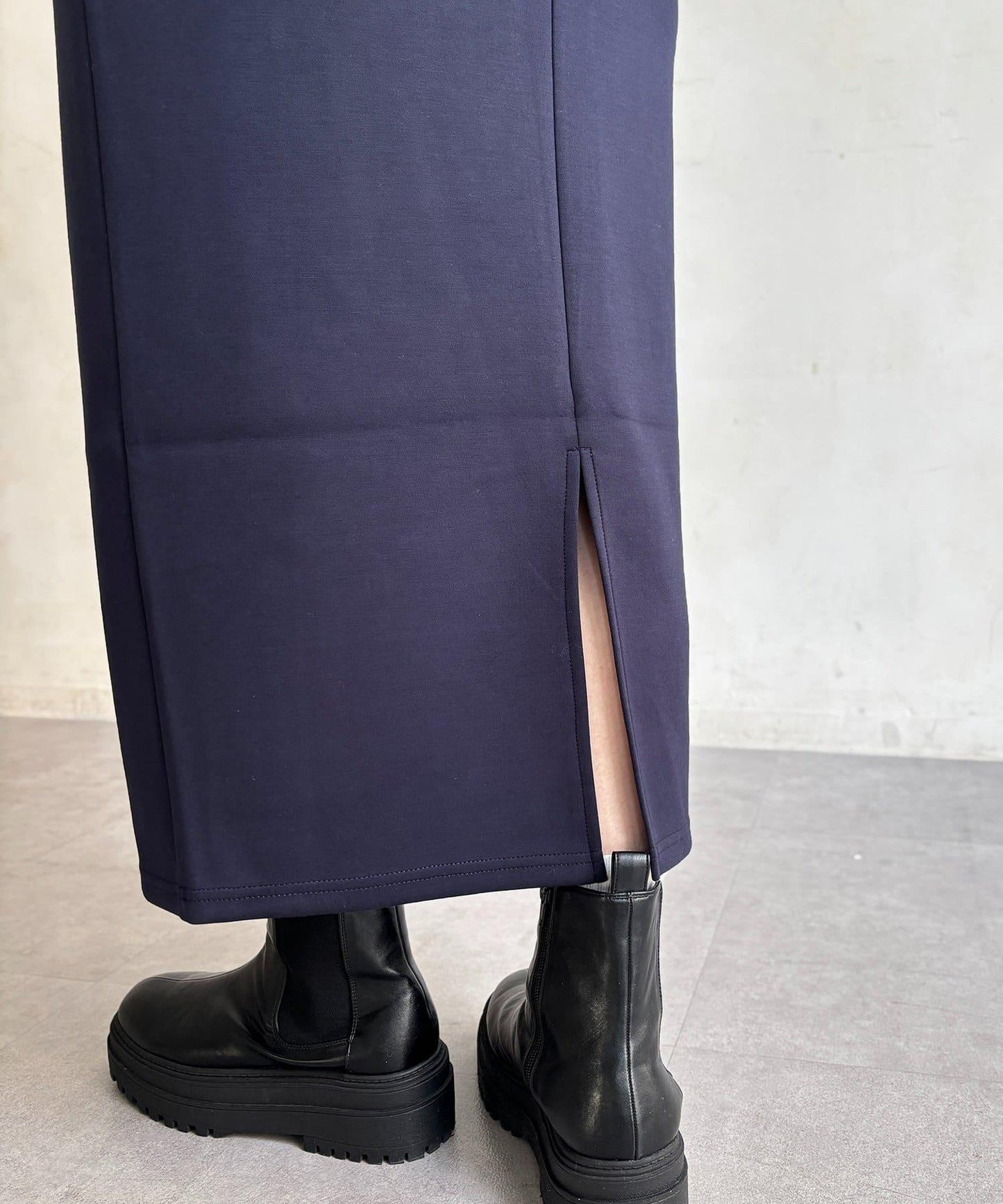 繭型套頭上衣+窄擺半身裙套裝