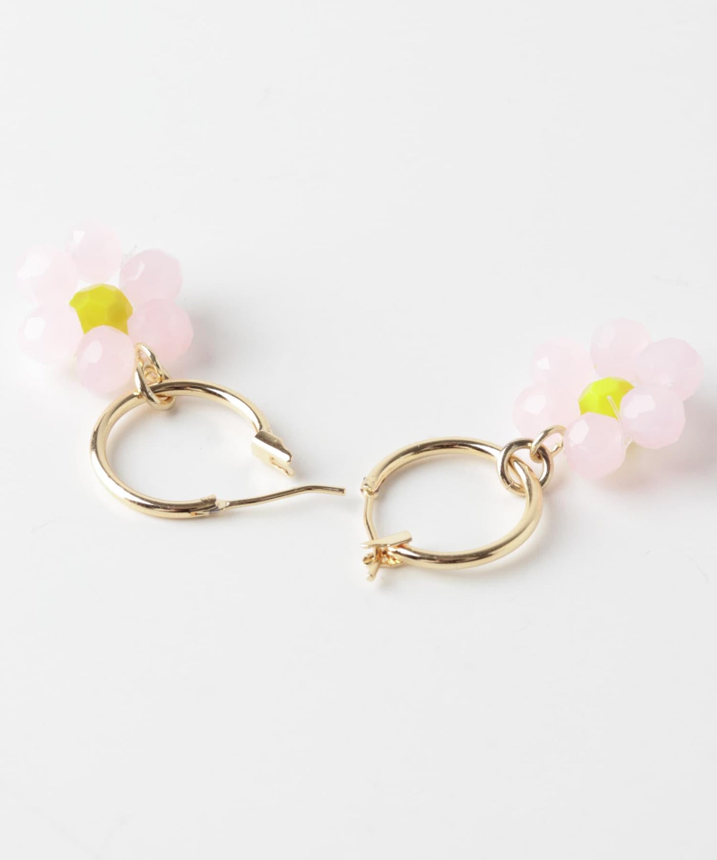 花朵珠飾圓環耳環