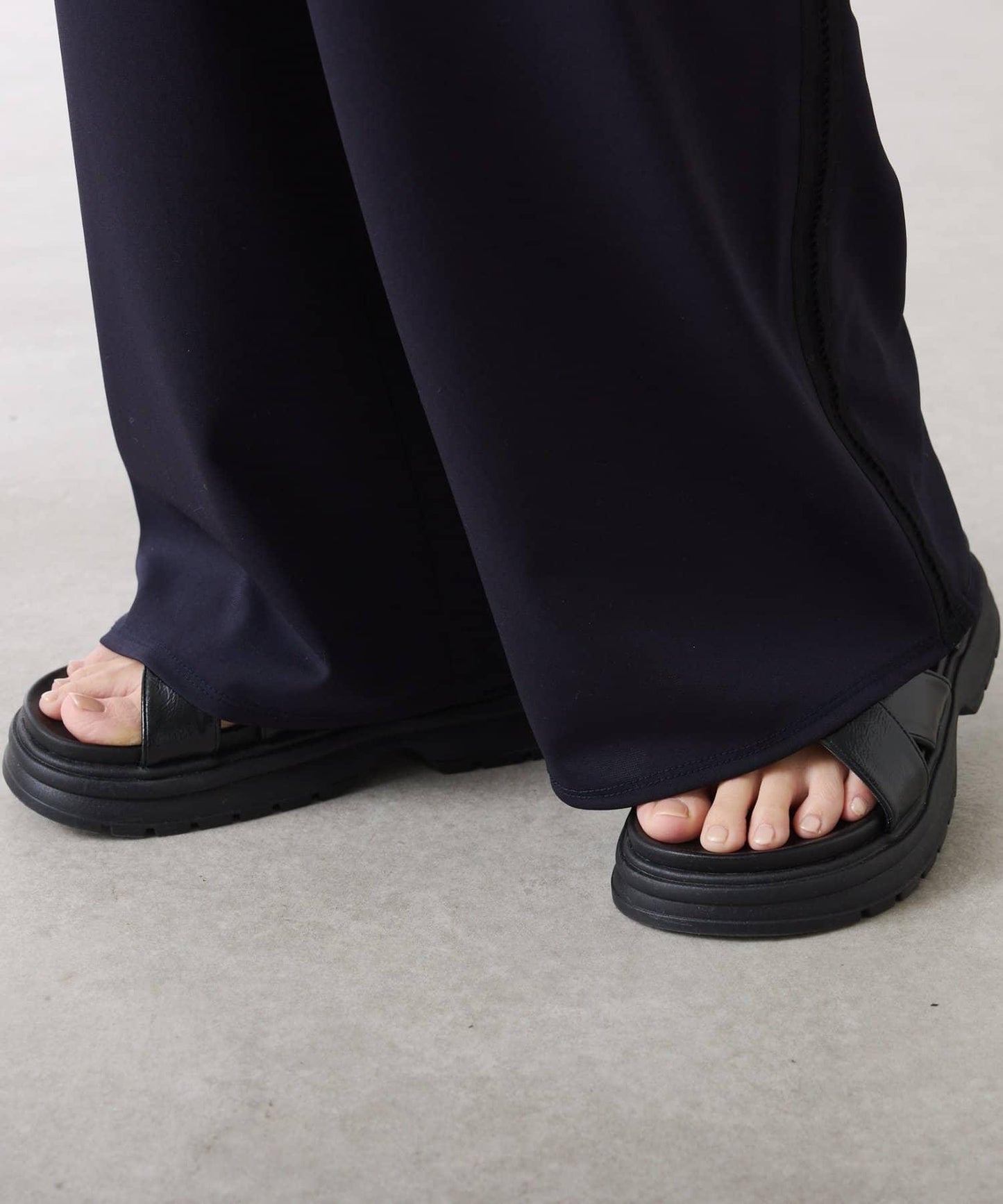 接觸冷感 彈力 休閒西裝褲