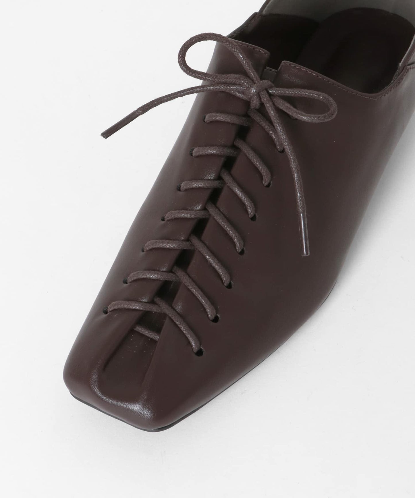 繫帶設計休閒鞋