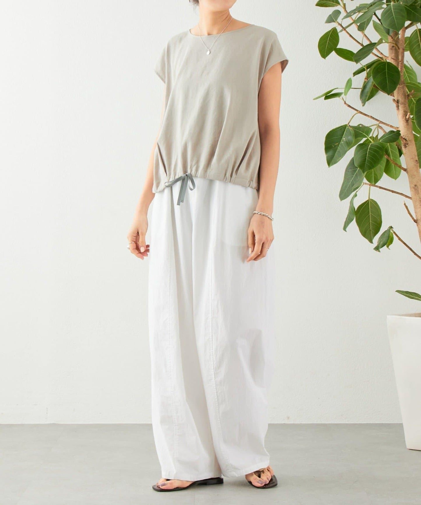 棉質彎刀版型褲子