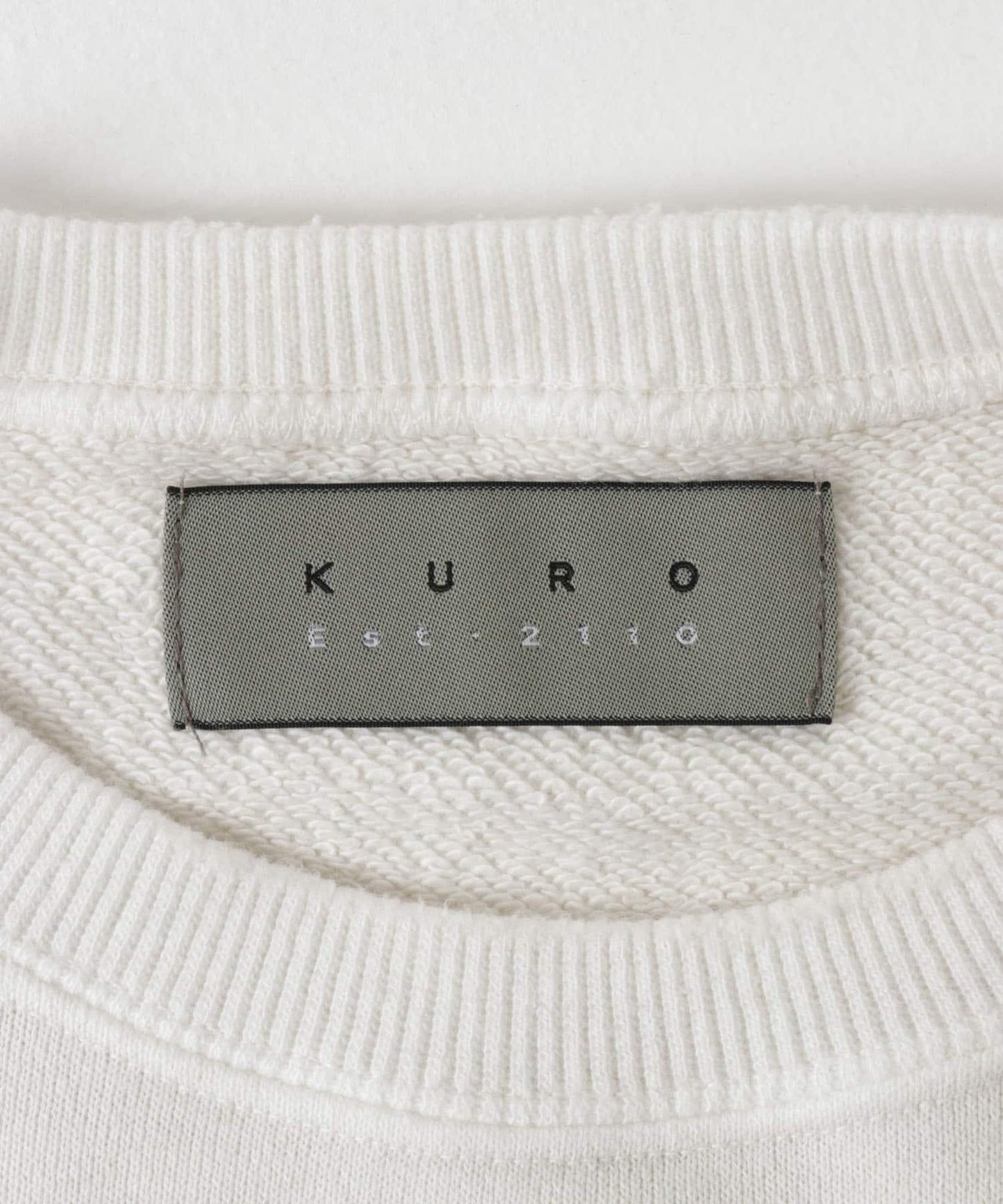 KURO POWERSHOULDER 肩部設計衛衣