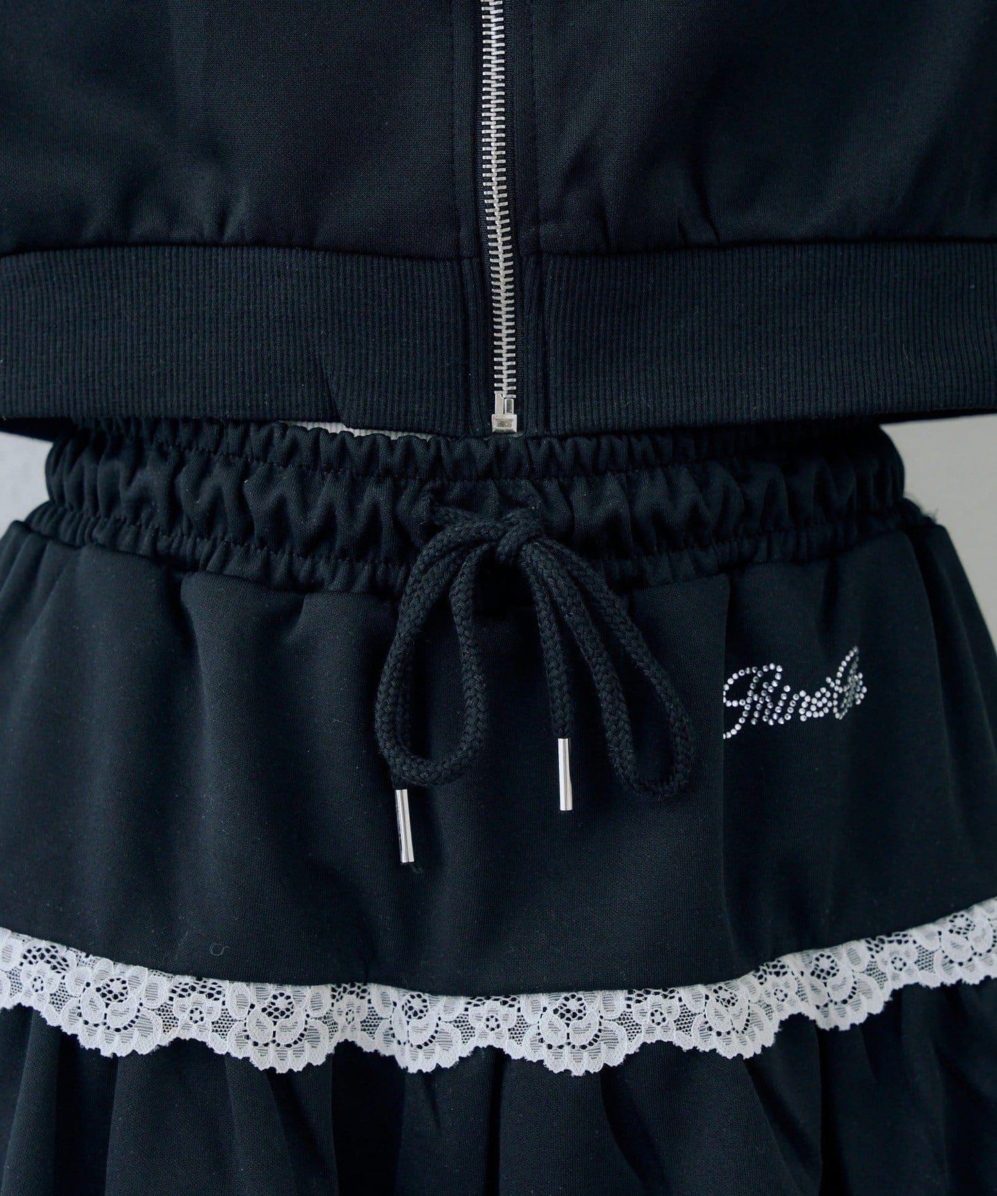 continuer 套裝款 泡泡廓形 蕾絲半身裙