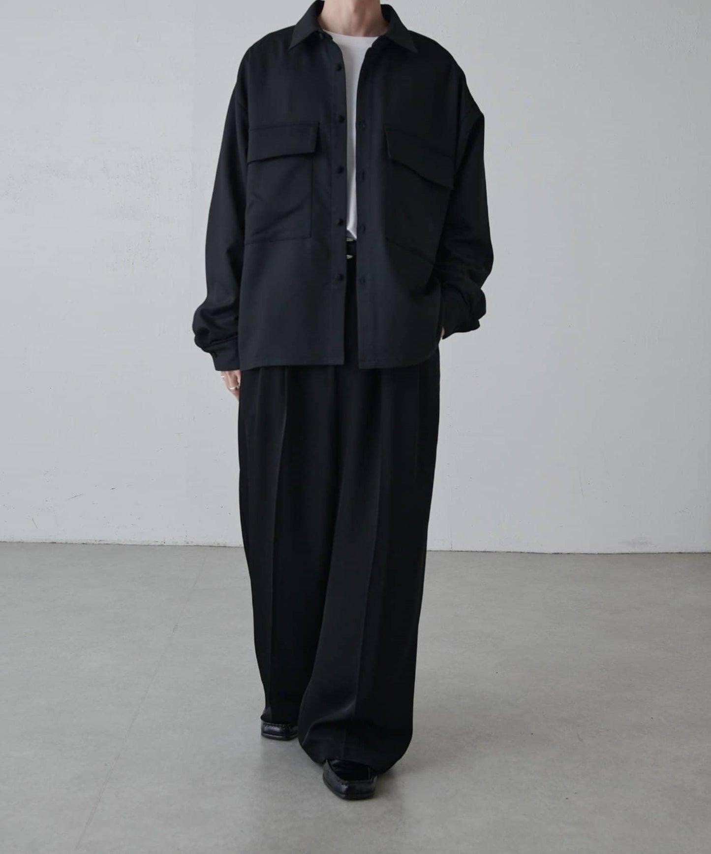 雙口袋寬鬆襯衫夾克