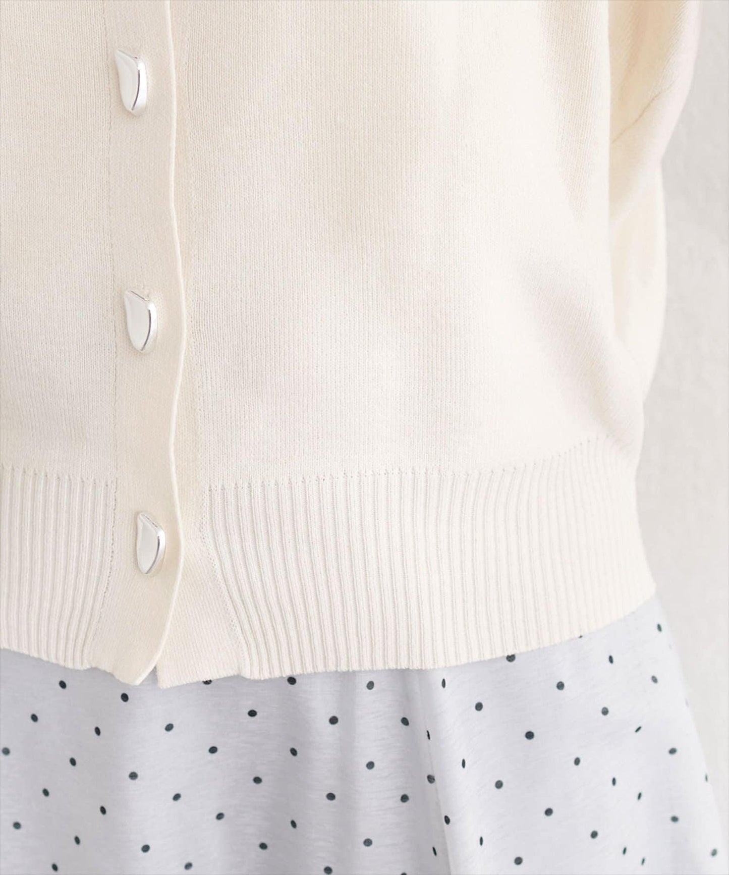 再生聚酯質感紐扣開衫