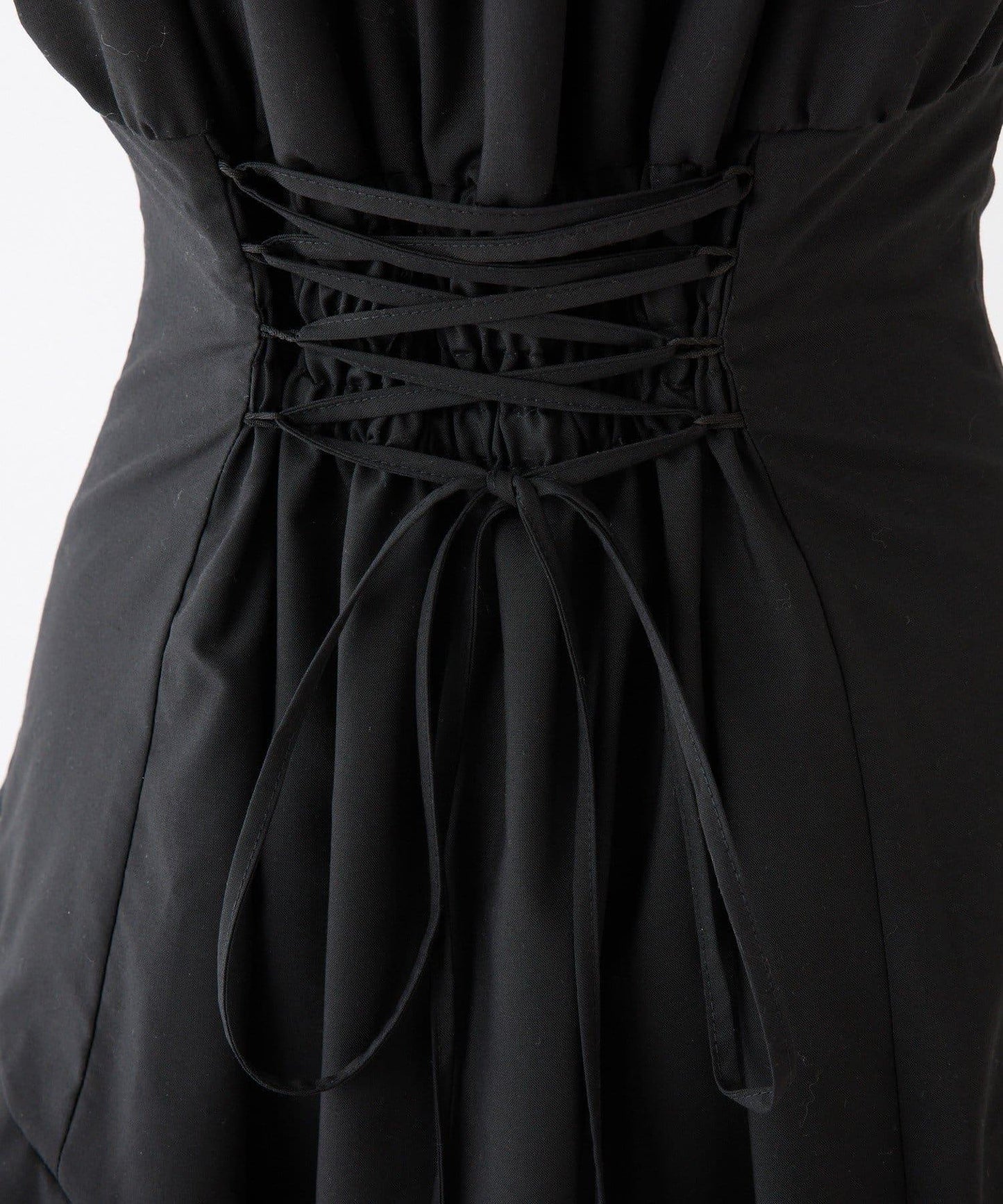 不對稱下襬層疊長款連衣裙