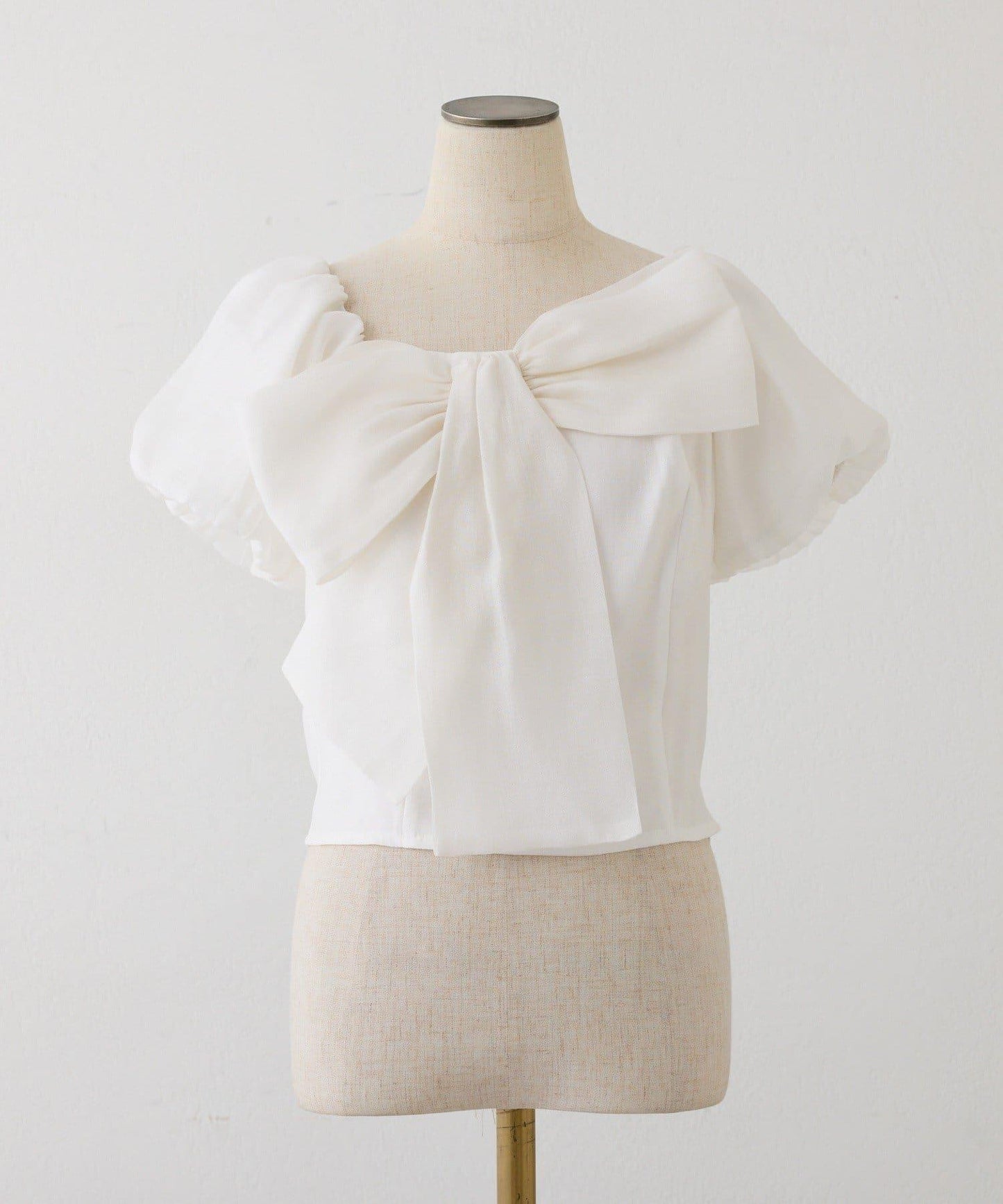 大蝴蝶結設計襯衫