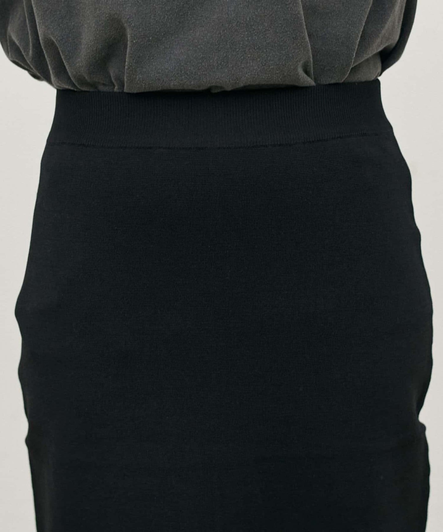 簡約I字版型 UV接觸冷感針織半身裙