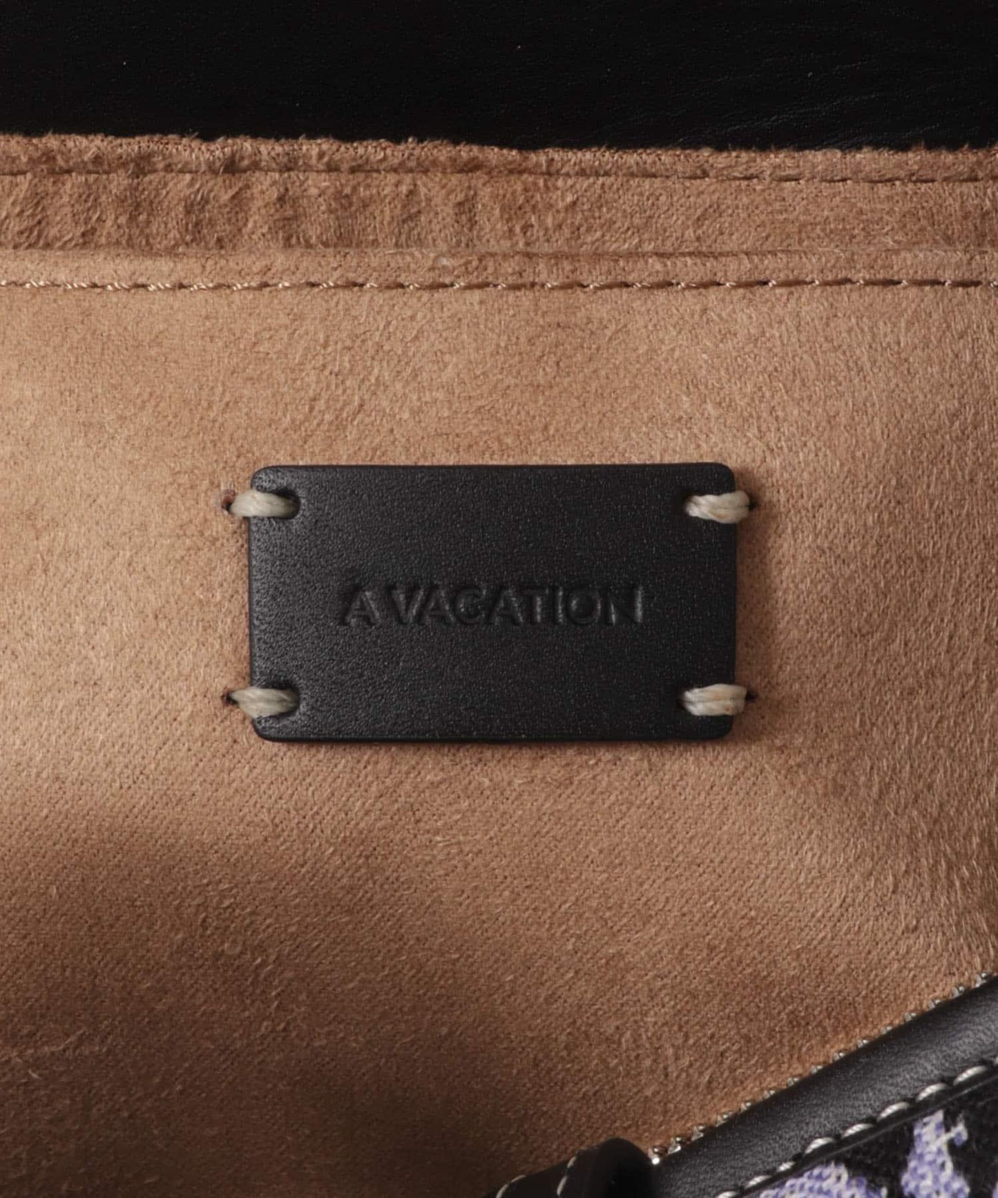 A VACATION SABRINA LILAC LEO