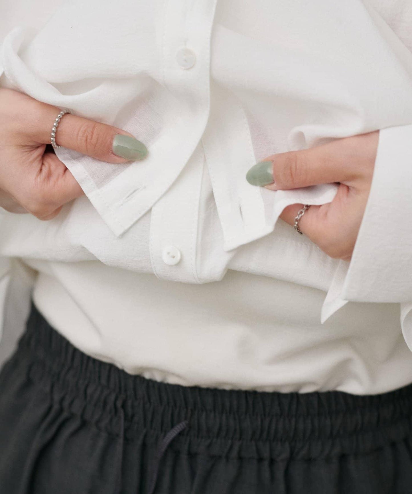 2WAY V領開襟設計 襯衫