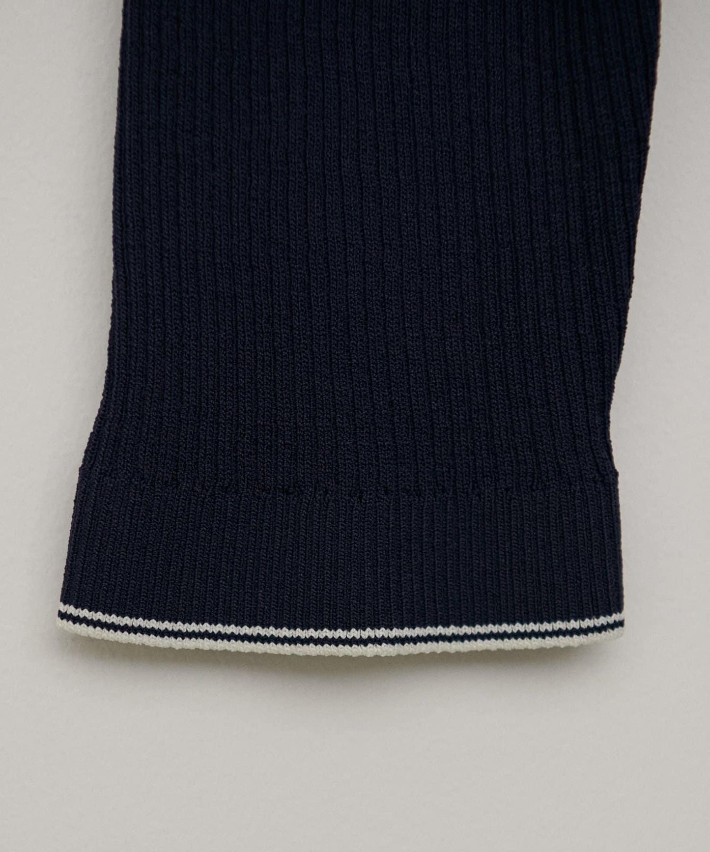 強捻拼色羅紋針織上衣