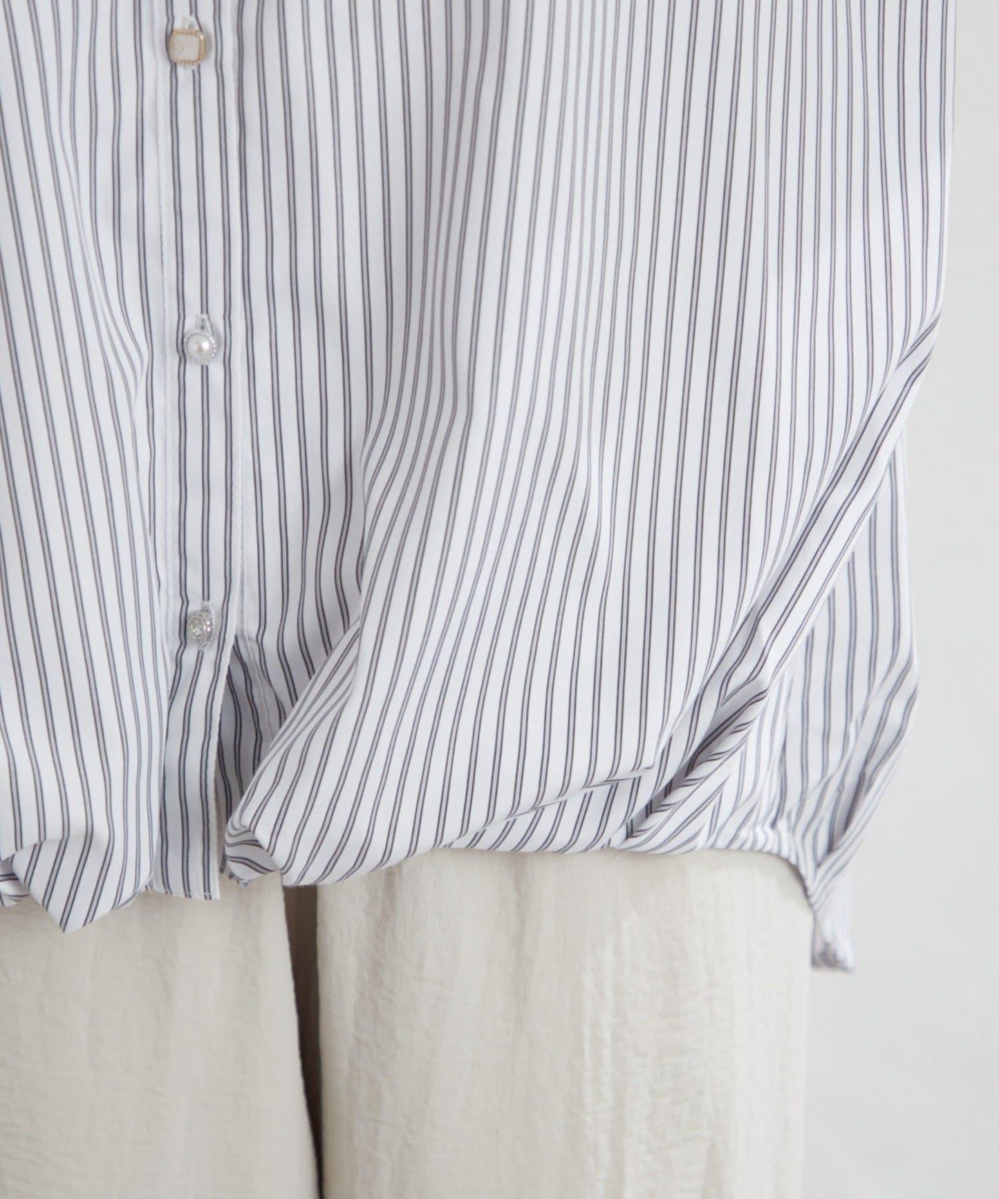 《人気シリーズ》 分層袖 竹筍褶設計 襯衫