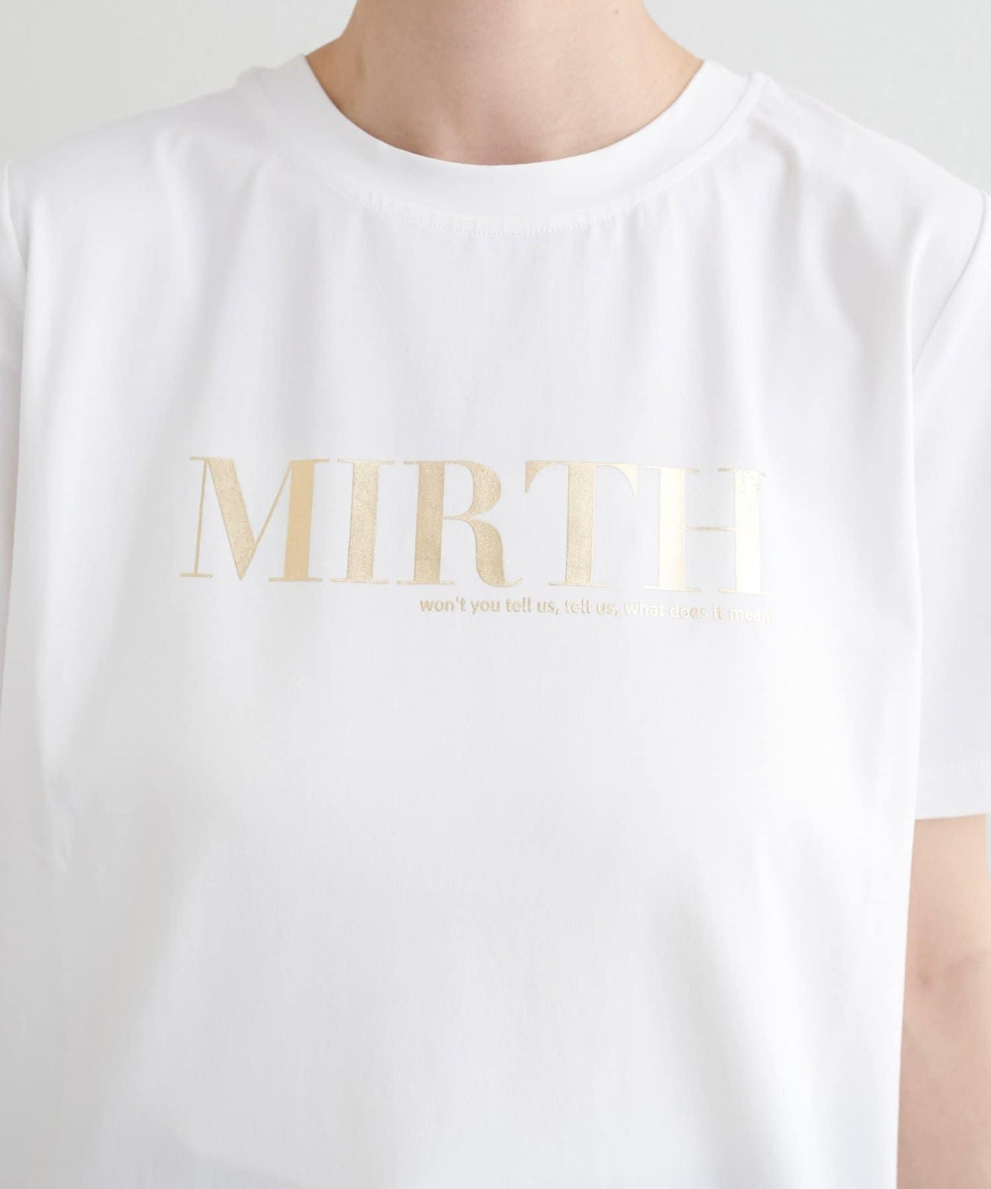 絲光logo圖案T恤