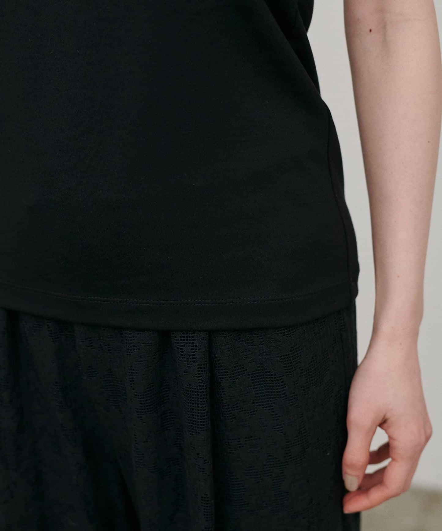 帶胸墊 後背開口 彈力Ponte面料 吊帶上衣