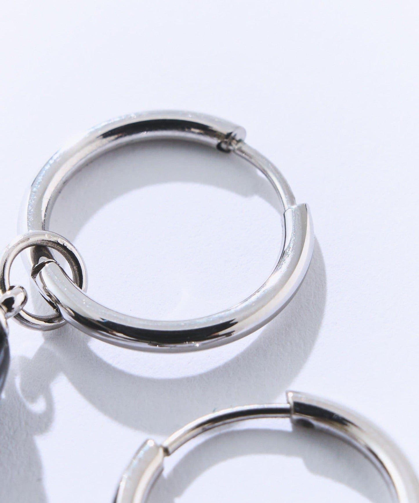 多場合適用 黑色耳環