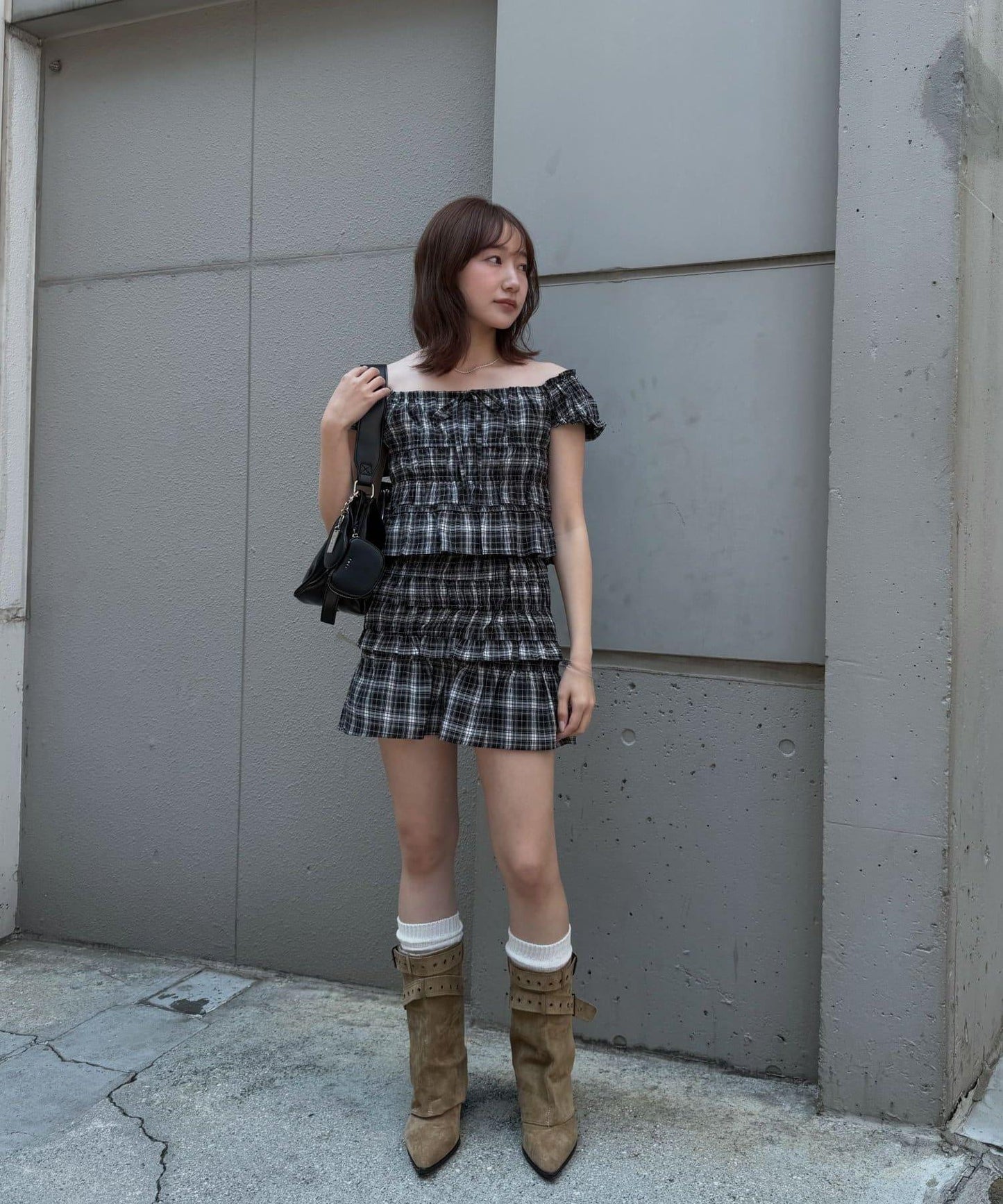 170711605