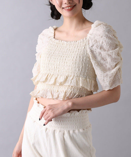 Seemi. 褶皺襯衫