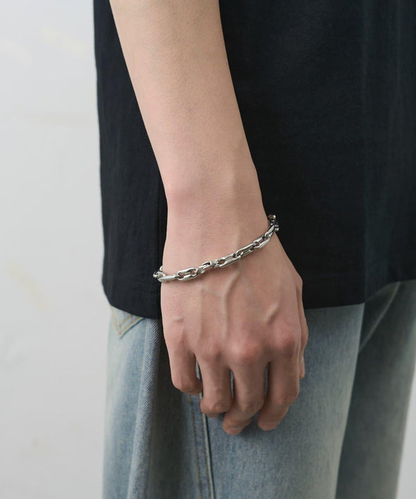 287631597