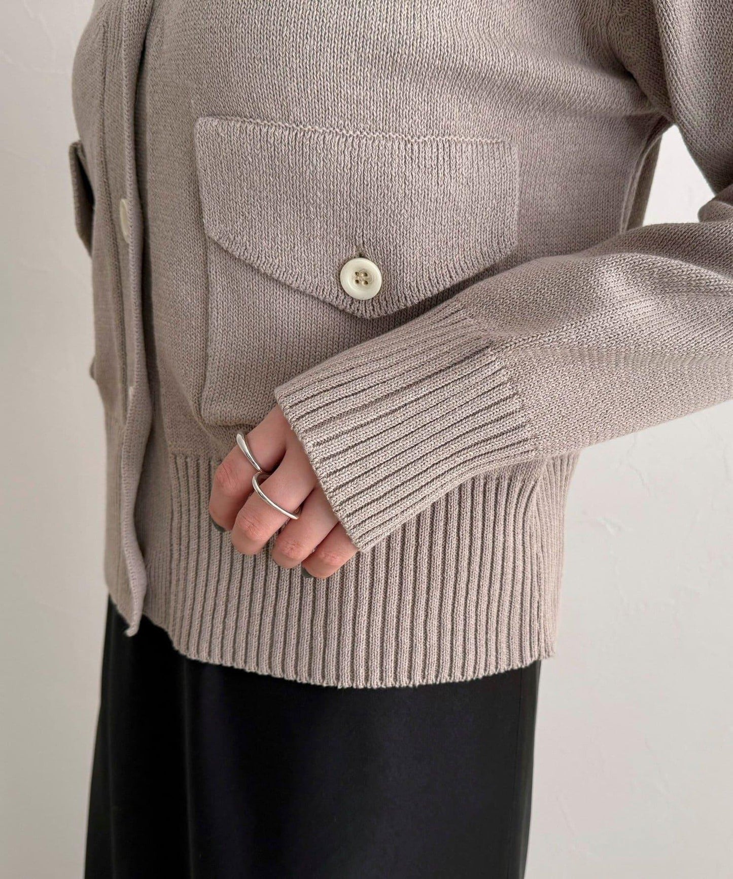 284621793
