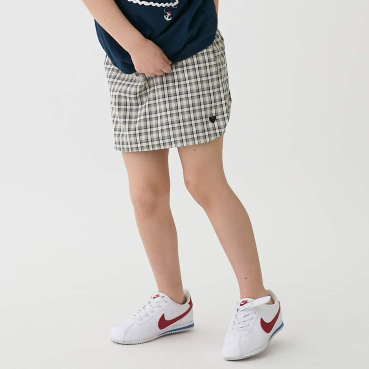 288835934