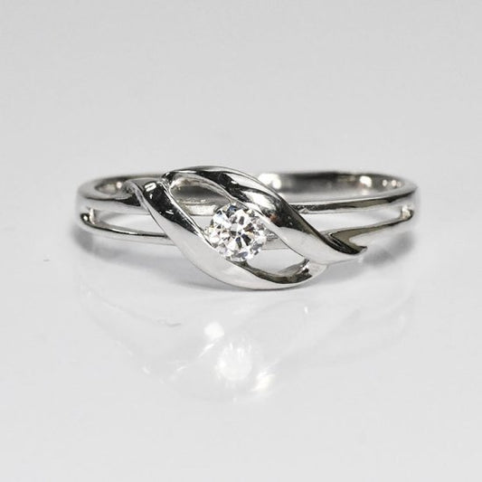 侍ダイヤモンド 天然ダイヤモンド リング 「ウェイビー」 0.1ct H&C G~Iカラー VS~SIクラス 婚約指輪 (SD-R-0066)