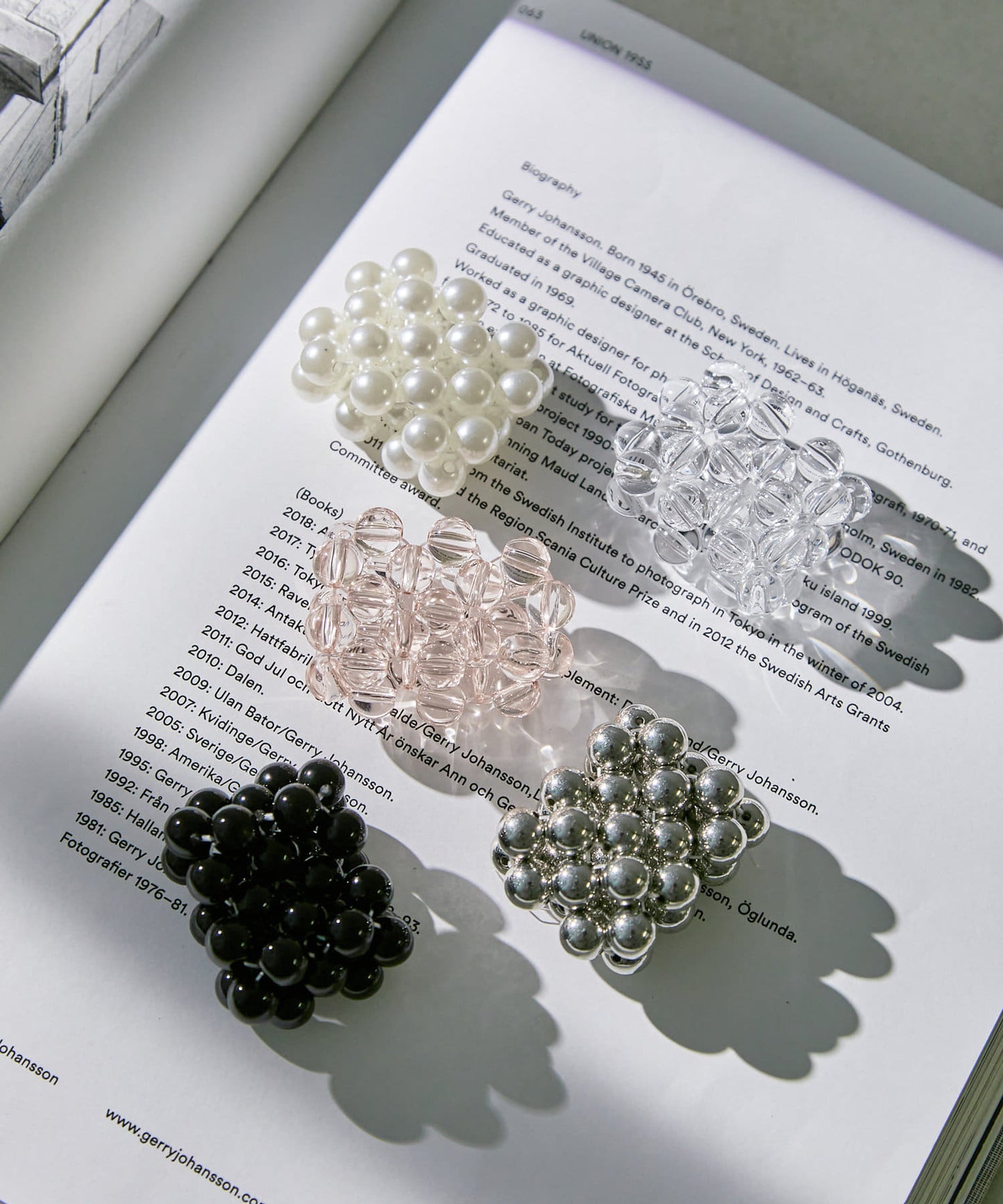 123811723