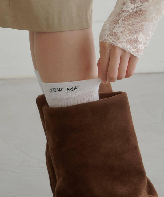 Sheer Logo Socks