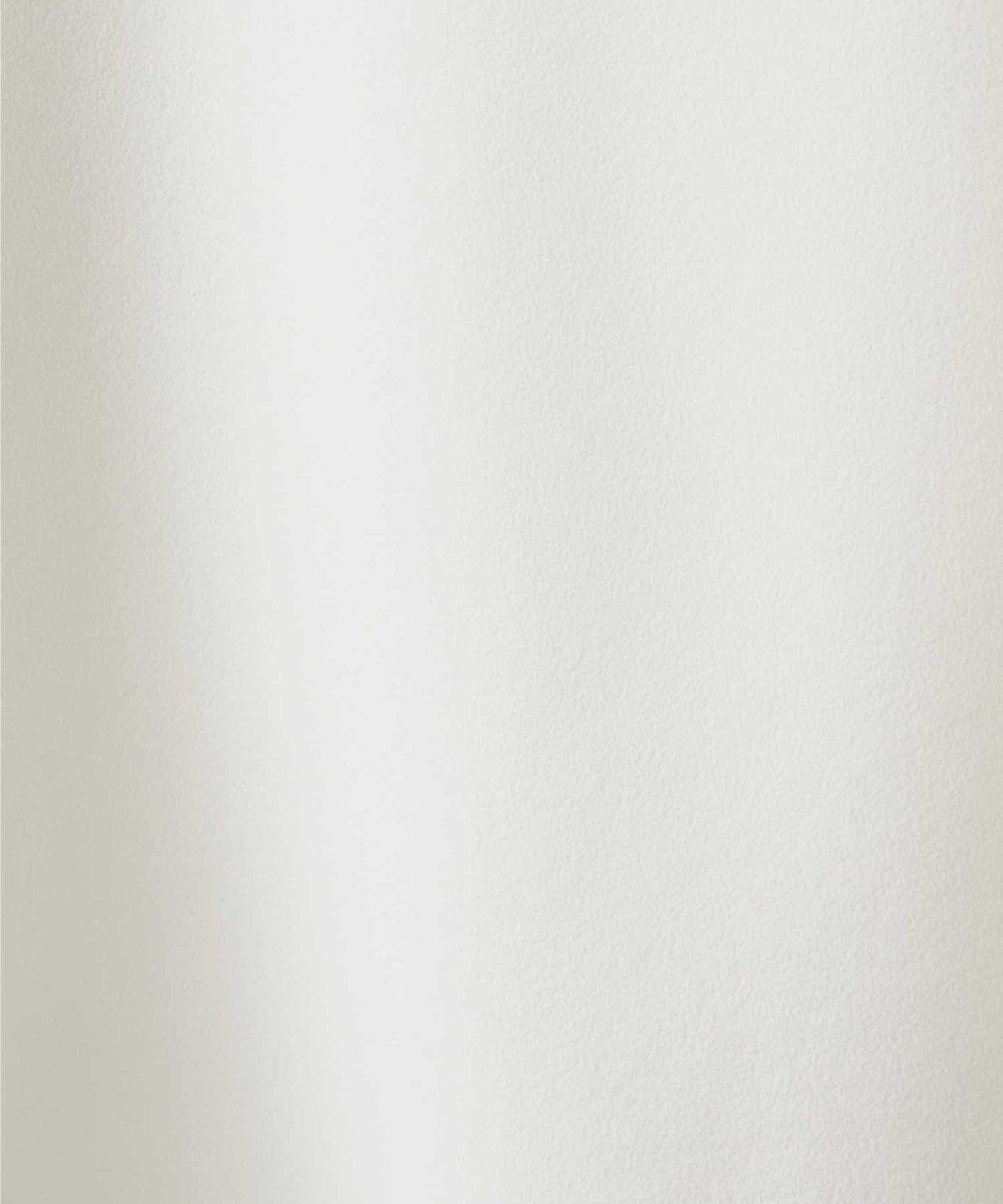 157218806