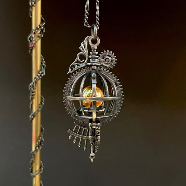 162369853