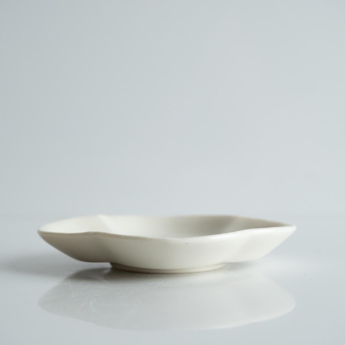 160965734
