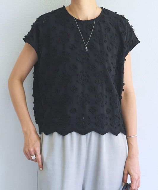 刺繡襯衫