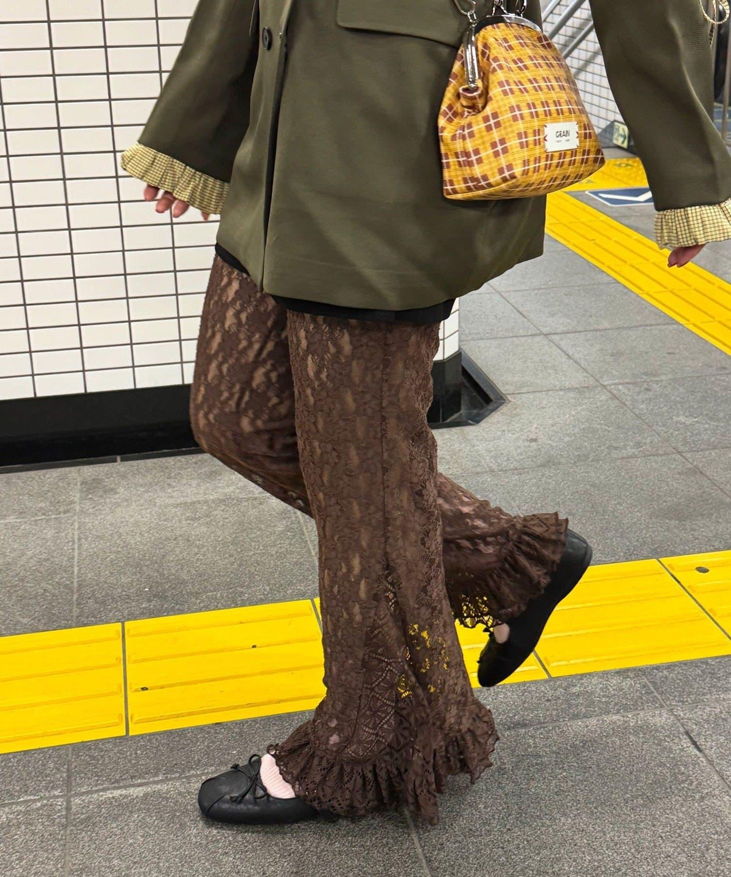 164646855