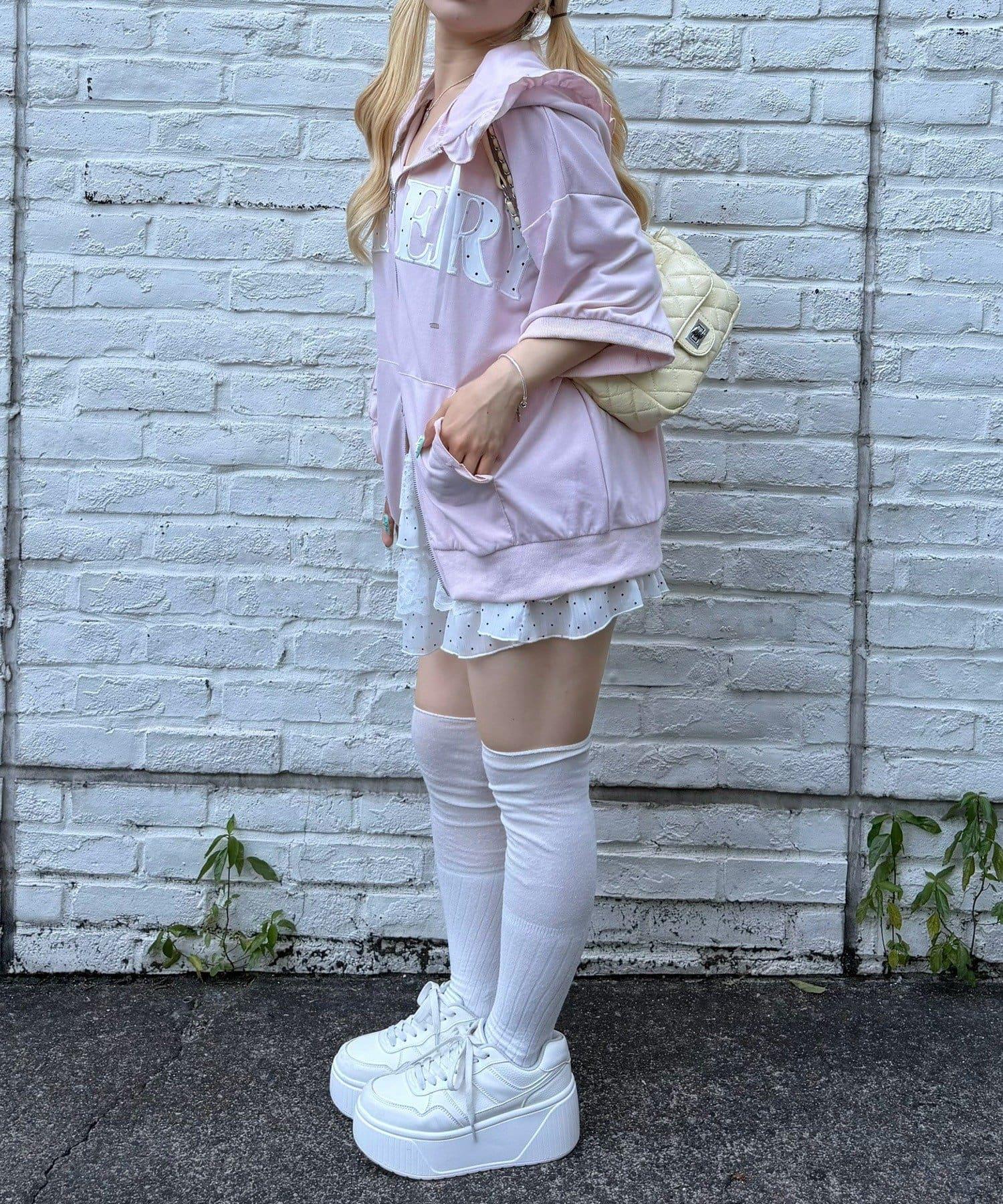 172072153