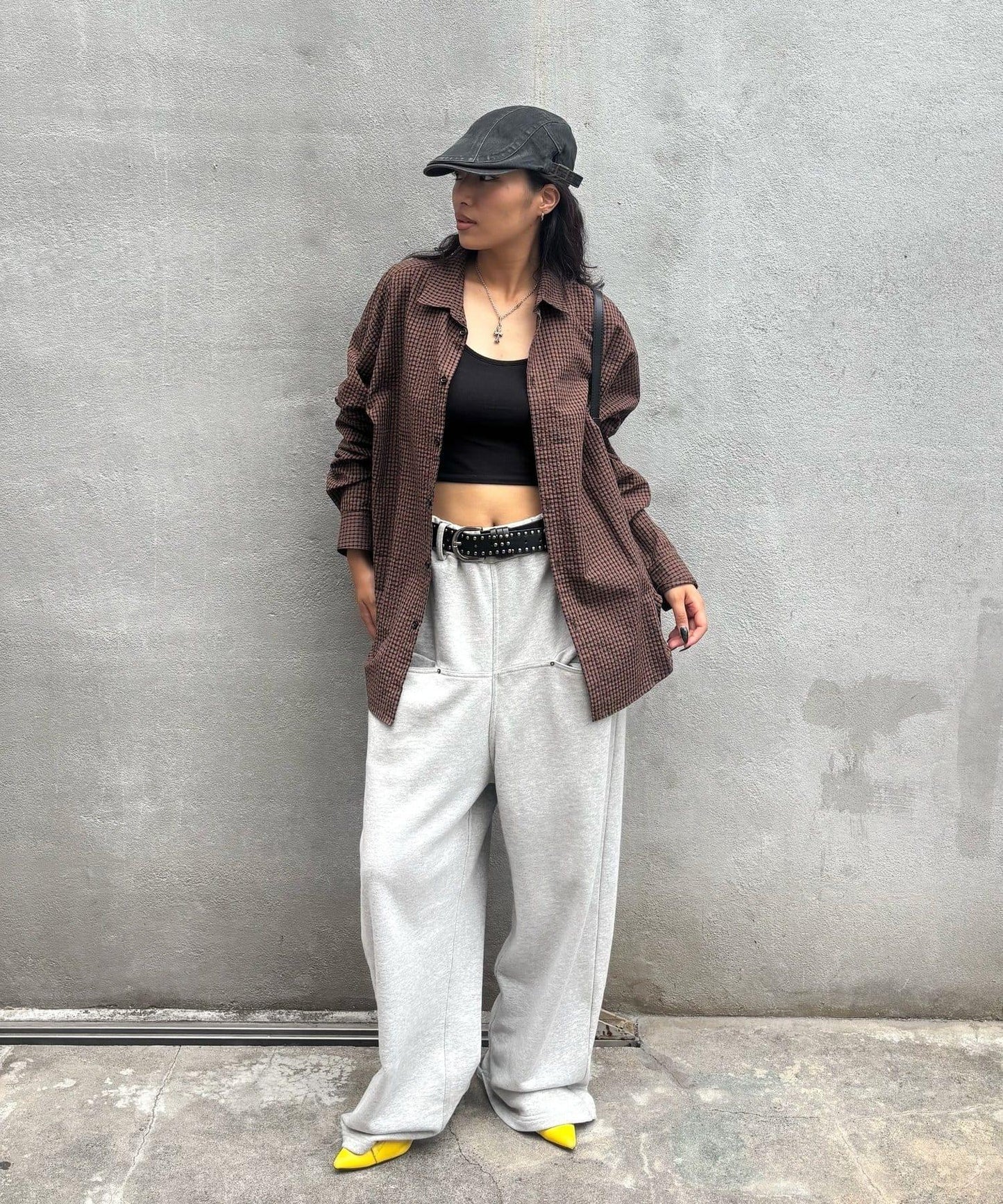 165667011