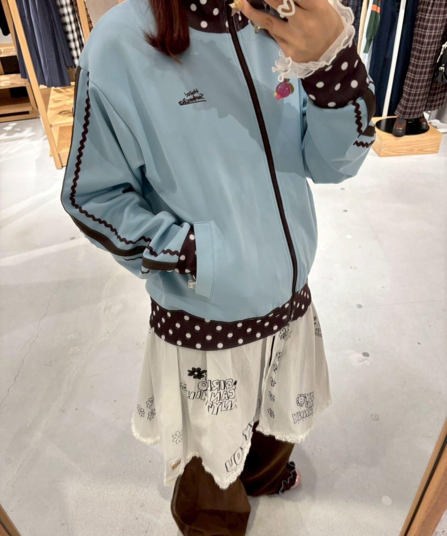 275502673