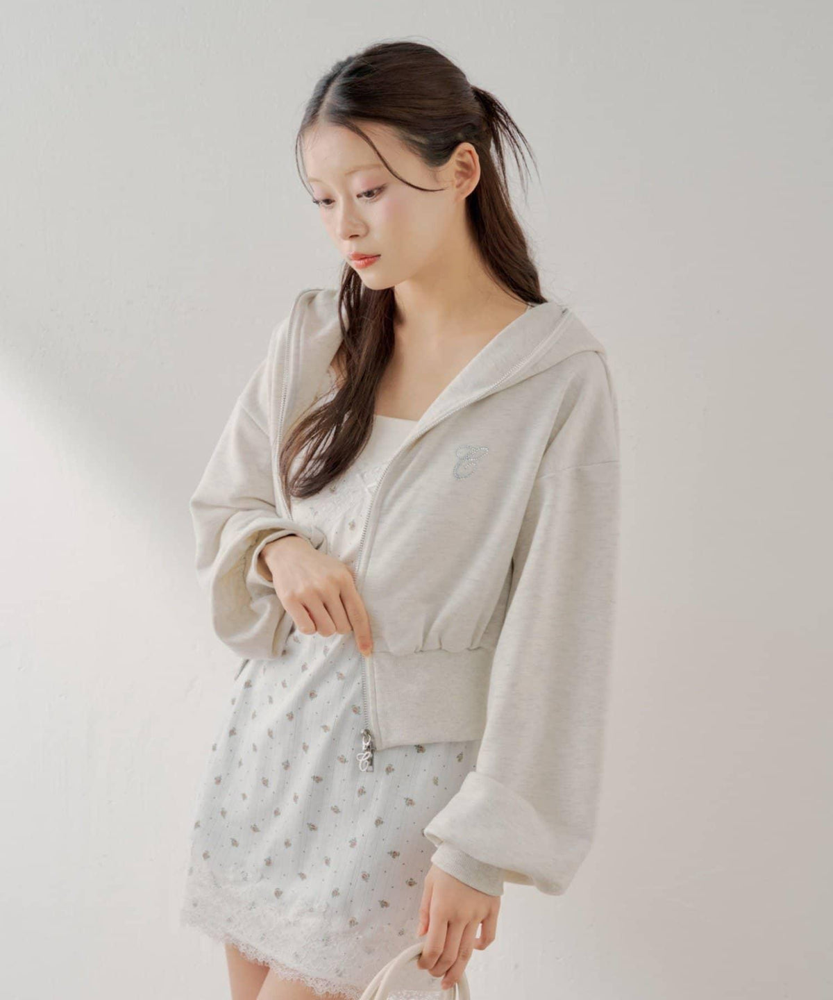 287283277
