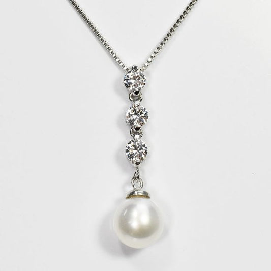 花珠真珠 7mm珠 ダイヤモンド0.5ct スリーストーン＆パールネックレス アコヤ本真珠 (MSP-0028)