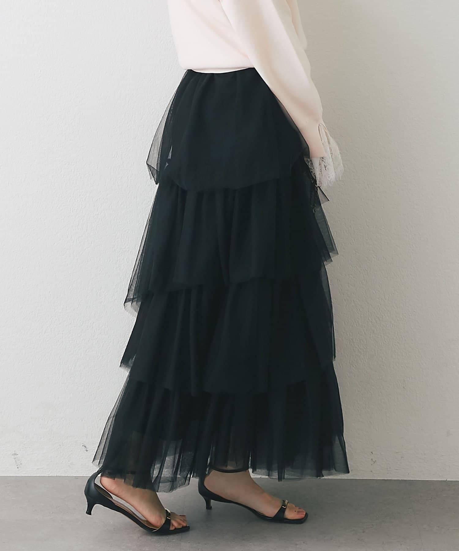 172704125