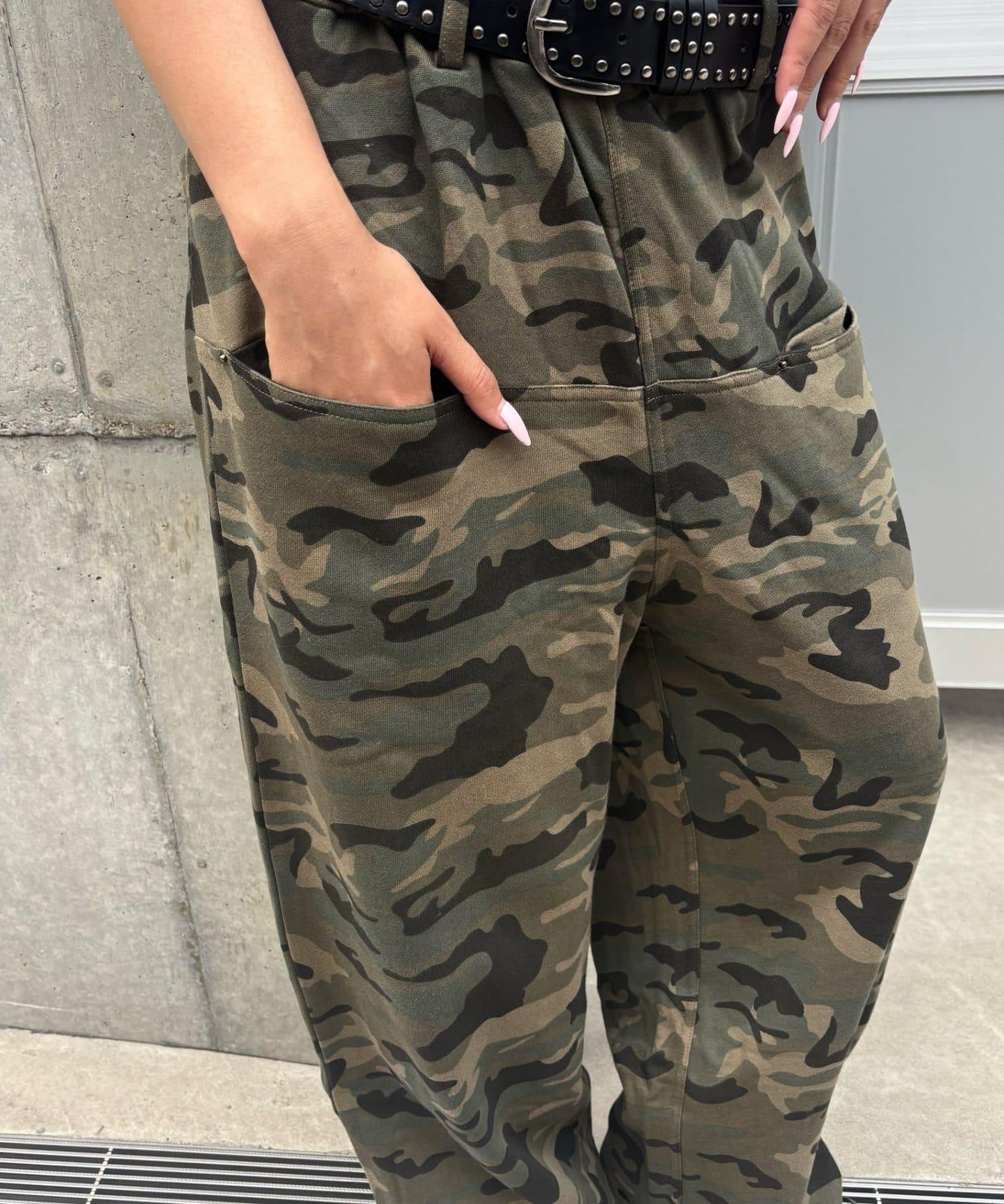 255041009