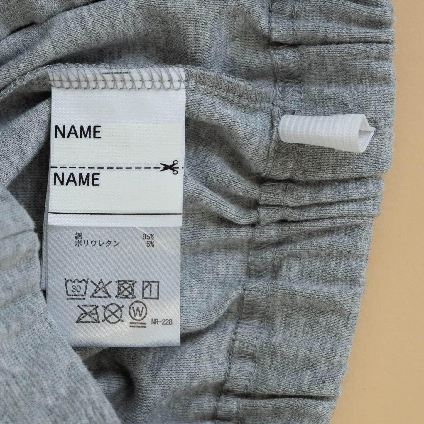 168832923