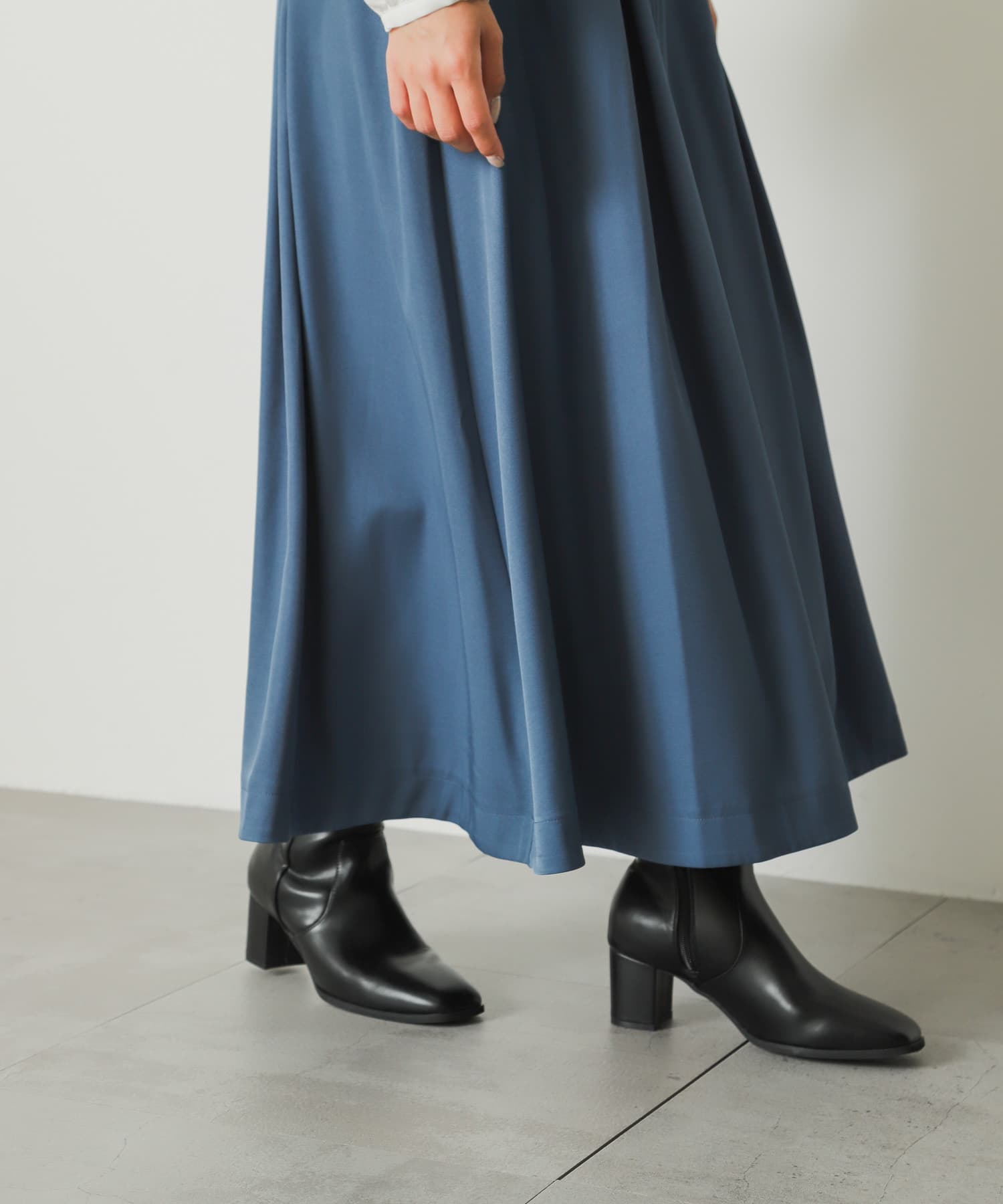 101332343