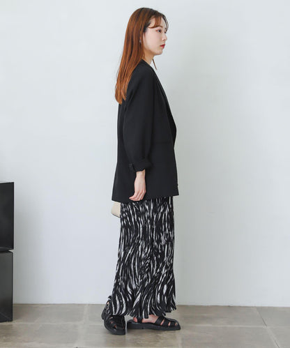 165827306