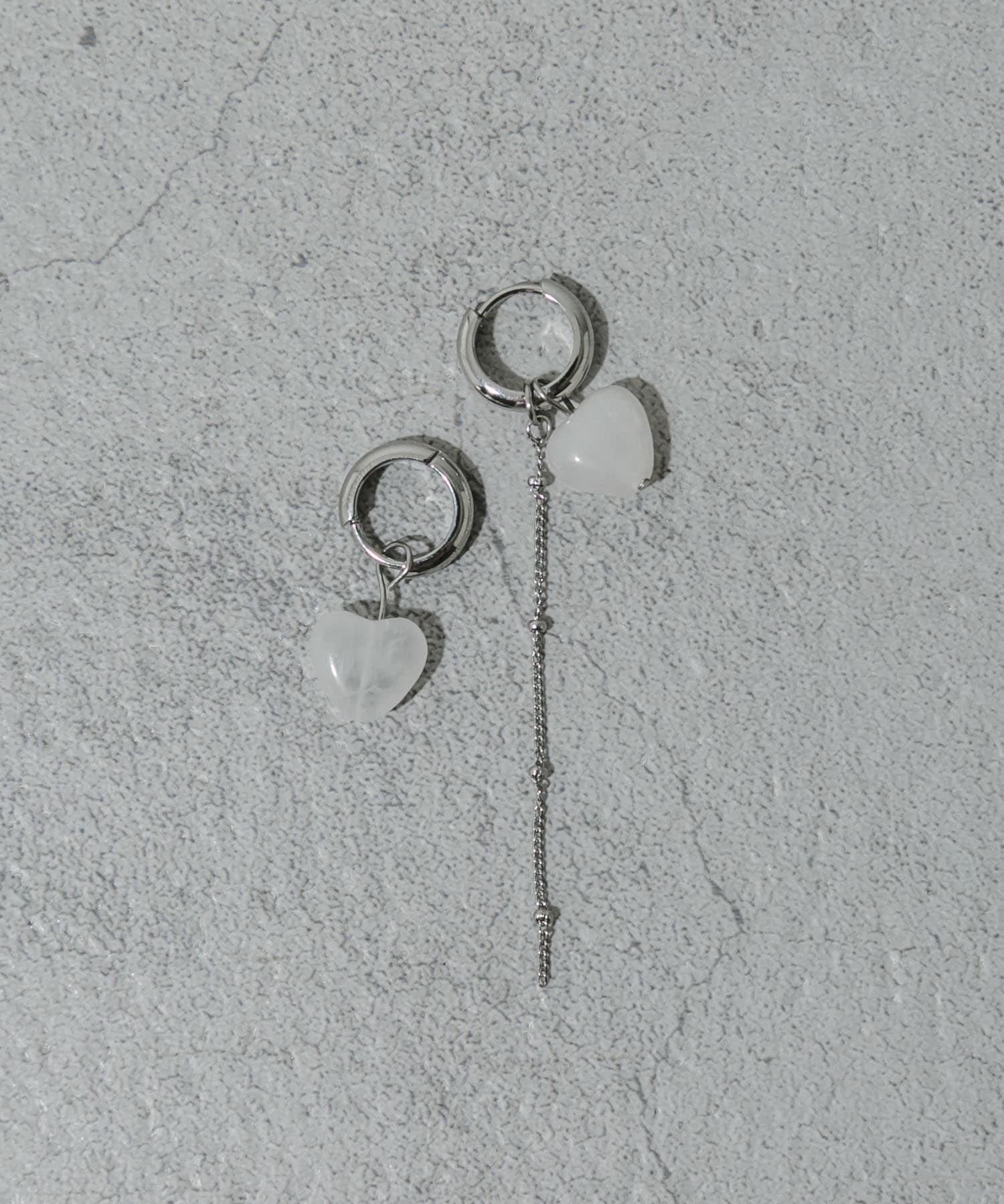 154256890